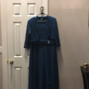 Beautiful Teal gown - mother of the bride